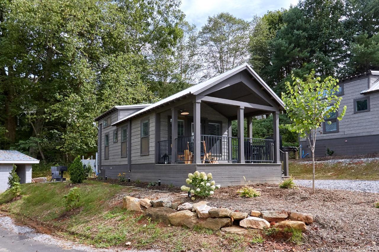 Asheville River Cabins Arden エクステリア 写真