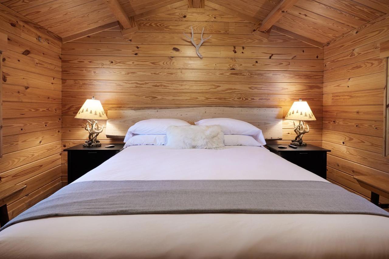 Asheville River Cabins Arden エクステリア 写真
