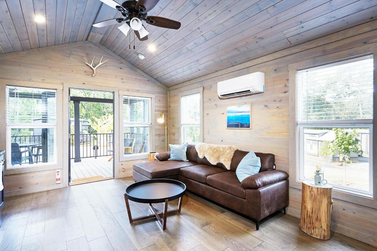 Asheville River Cabins Arden エクステリア 写真