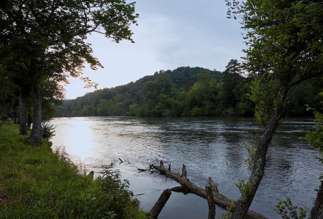 Asheville River Cabins Arden エクステリア 写真