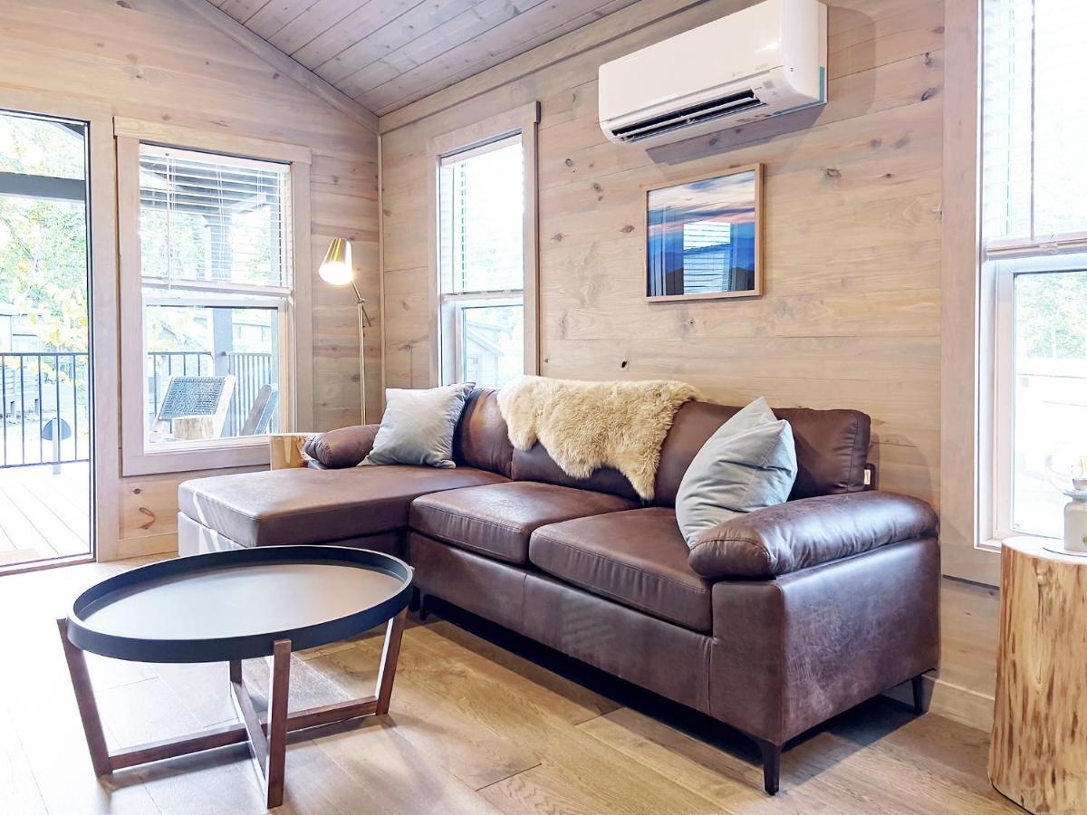 Asheville River Cabins Arden エクステリア 写真