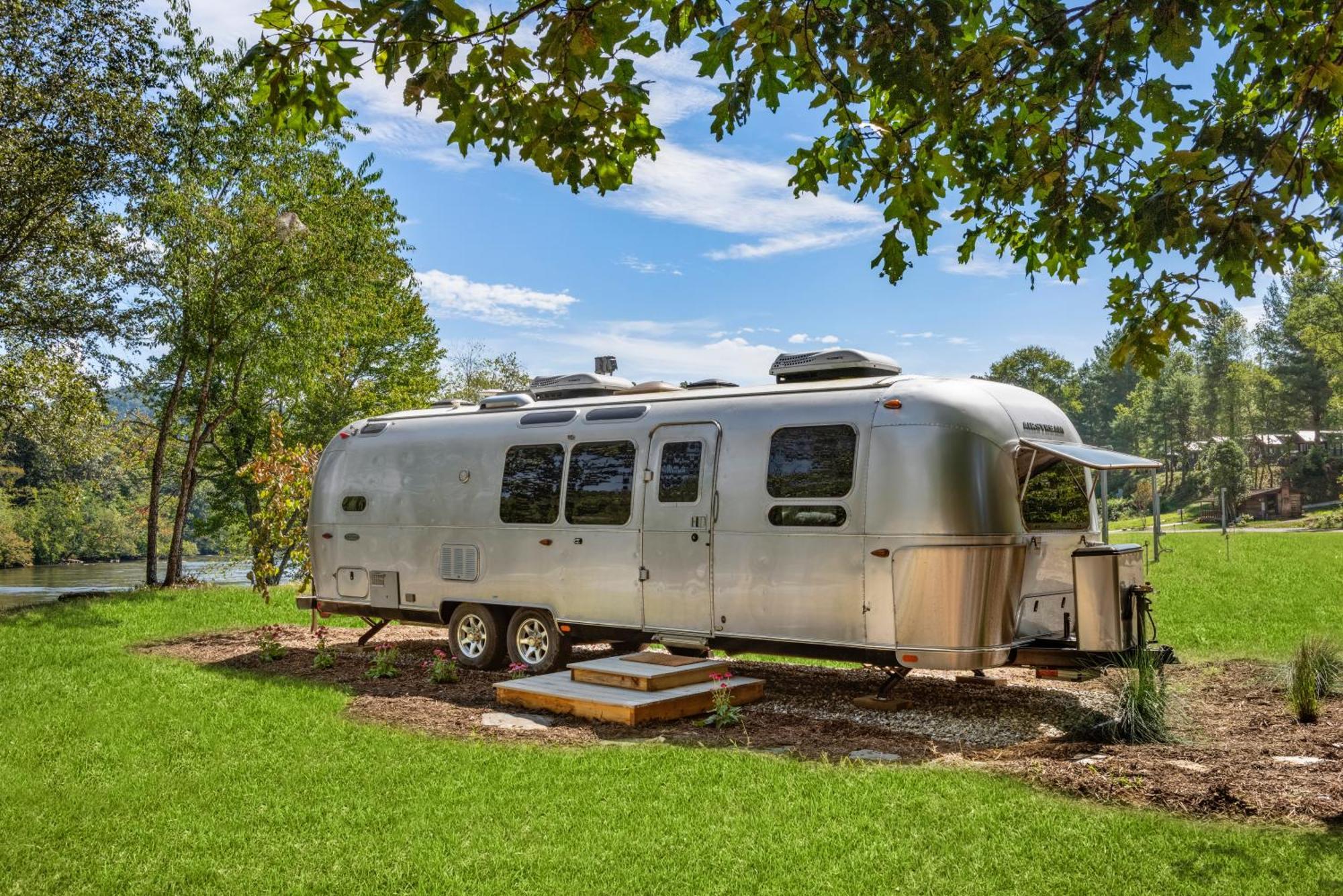 Asheville River Cabins Arden エクステリア 写真