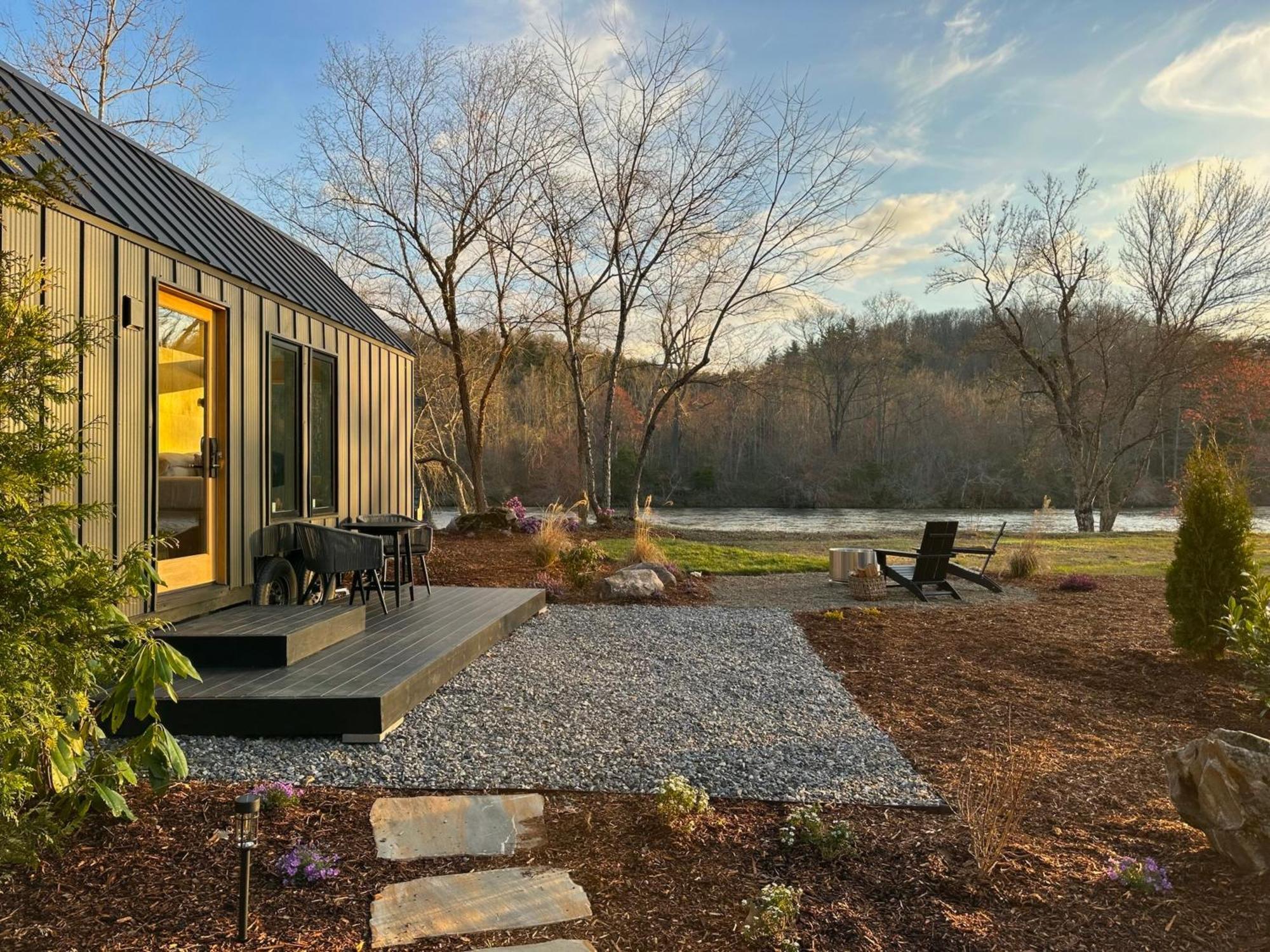 Asheville River Cabins Arden エクステリア 写真