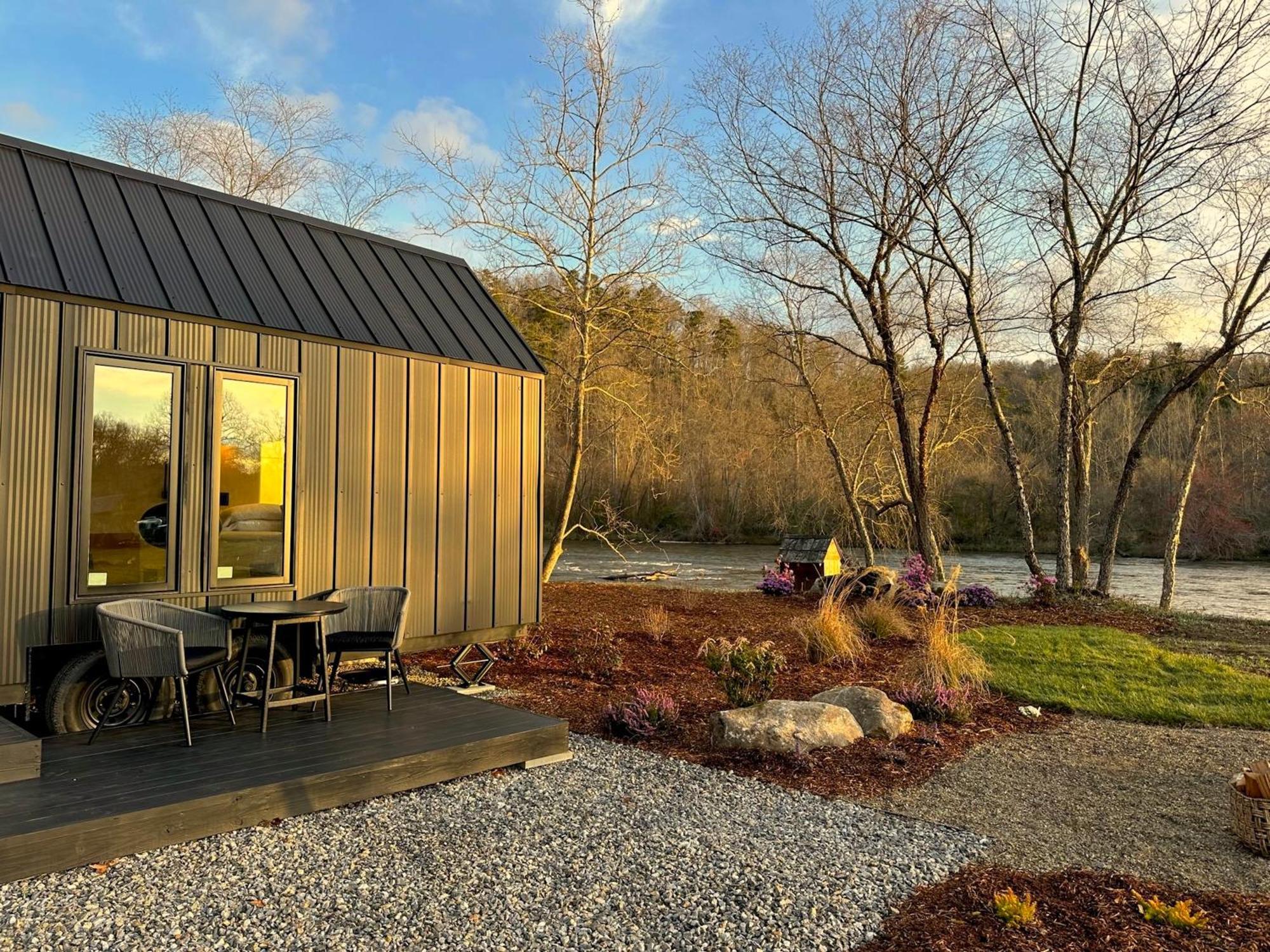 Asheville River Cabins Arden エクステリア 写真