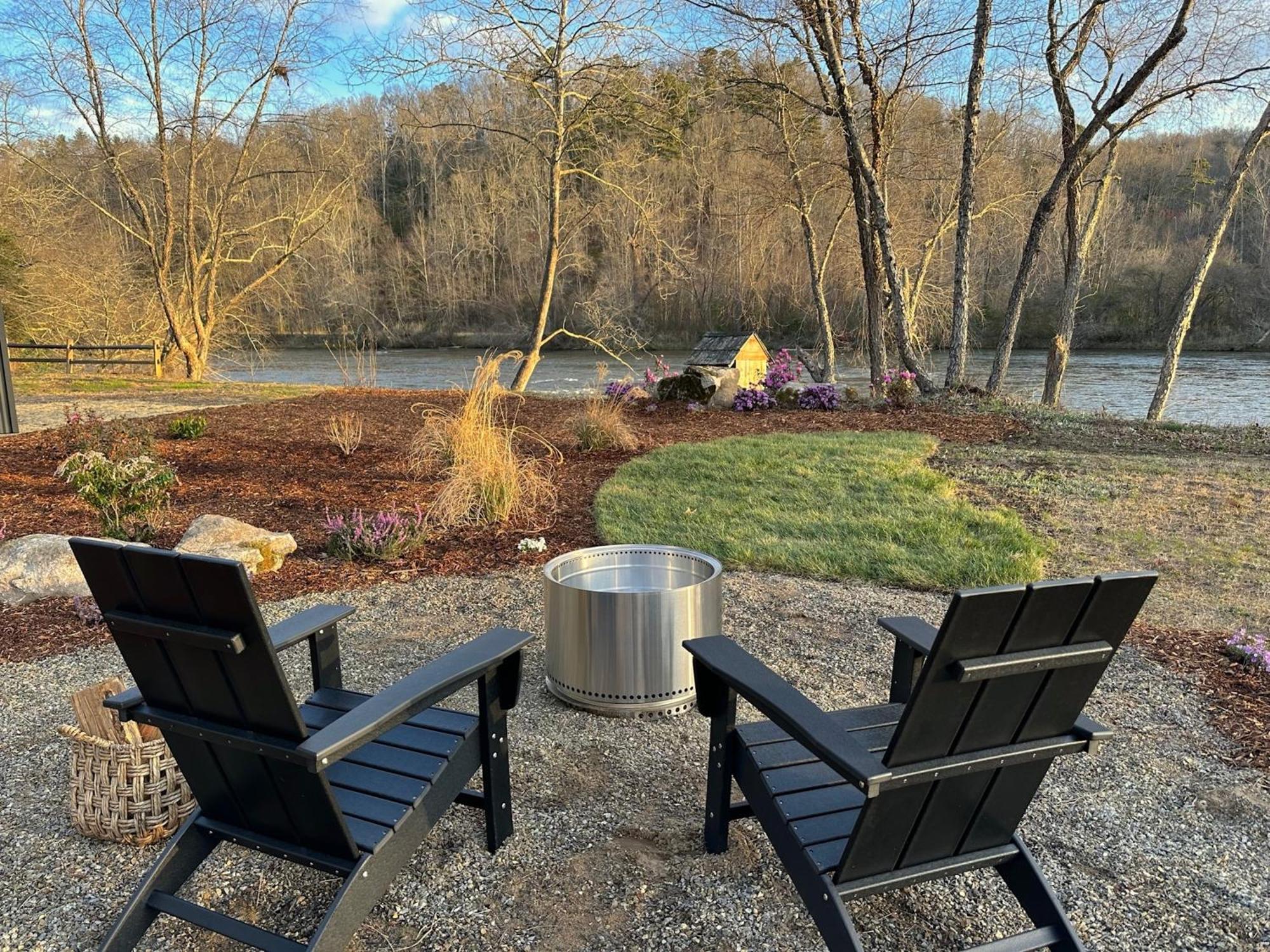 Asheville River Cabins Arden エクステリア 写真